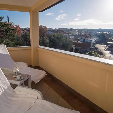 Beach Front Apartment In Sveti Vid Miholjice Sveti Vid-Miholjice